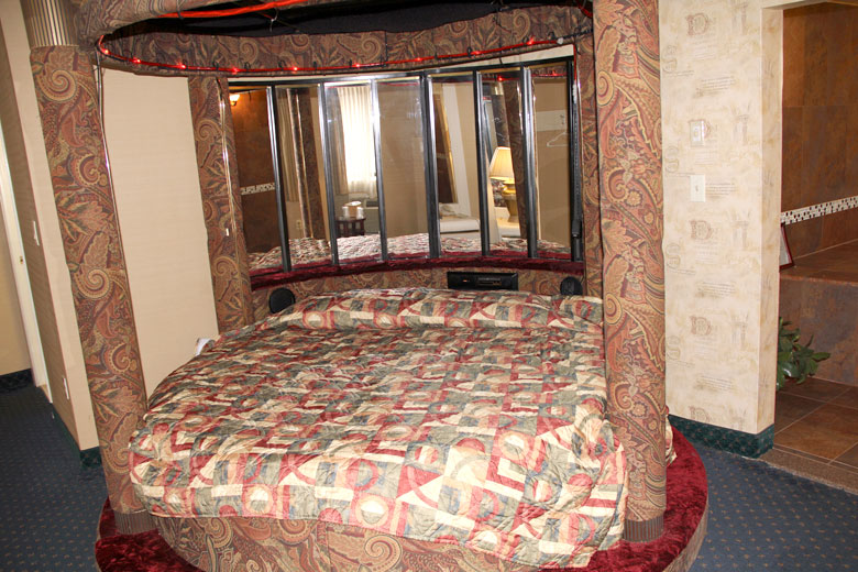 La Mirage Motor Inn Hotel Room Service Room Selection And